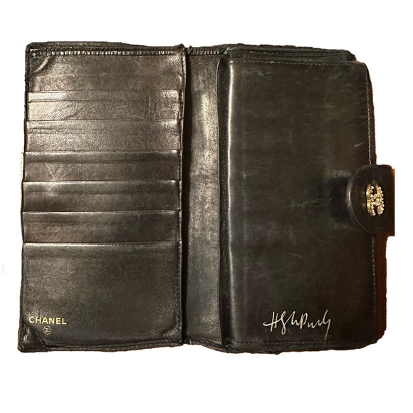 Art Meets Chanel - Picture 2 of 7